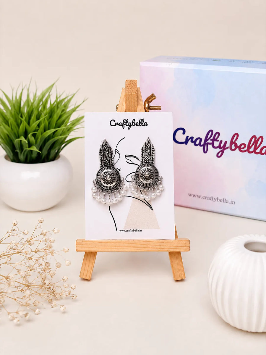 Set of 8 Unique designs with a chocolate and Personalised card