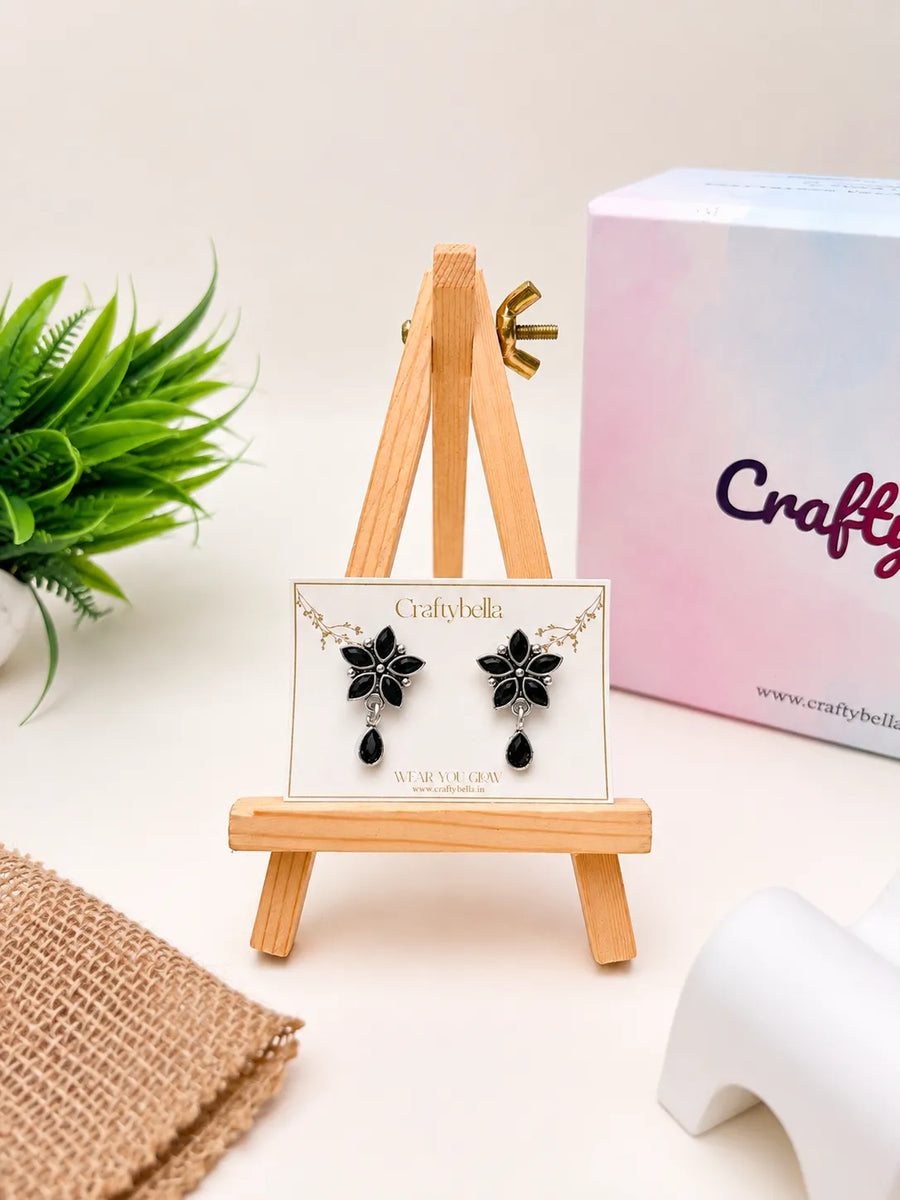 Set of 8 Unique designs with a chocolate and Personalised card