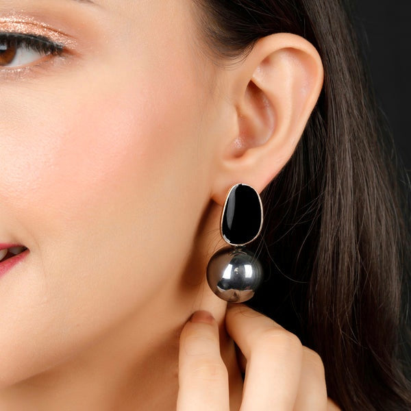 Korean Black Pearl Earring