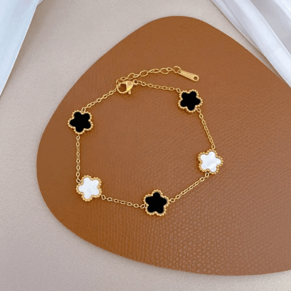 Black & white clover bracelet gold plated - Craftybella