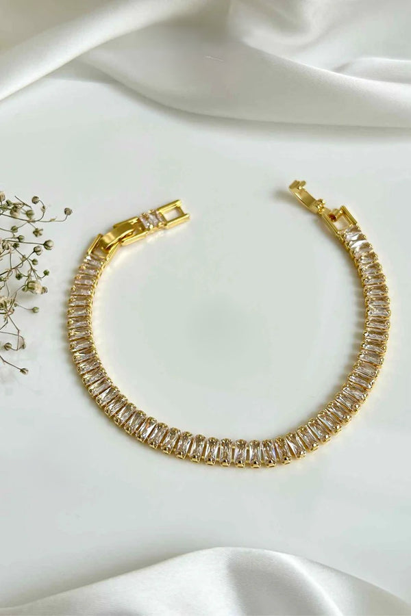 Icy Cuban Diamond Bracelet 18k gold plated