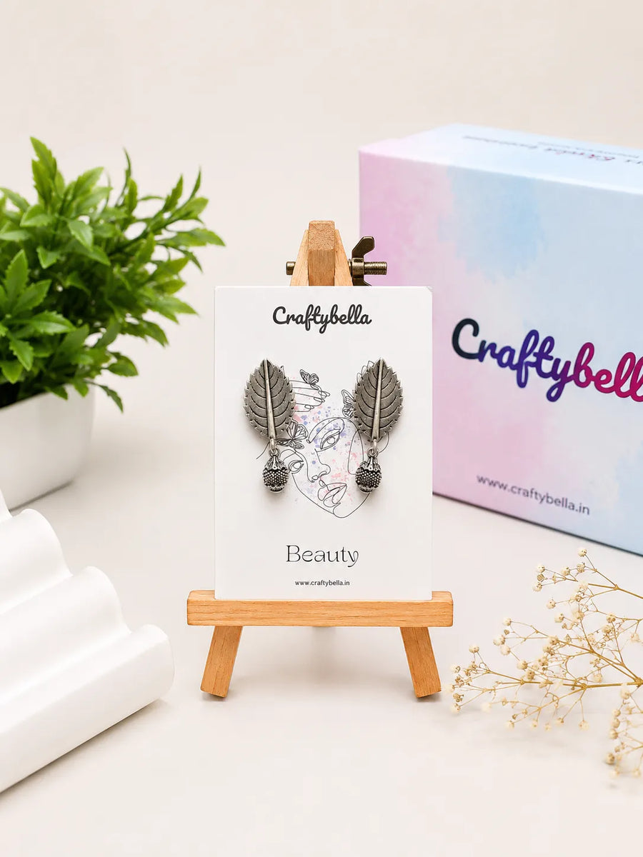 Set of 8 Unique designs with a chocolate and Personalised card