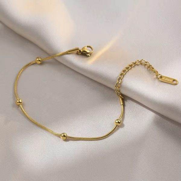 Bar charm bracelet gold plated anti - tarnish - Craftybella