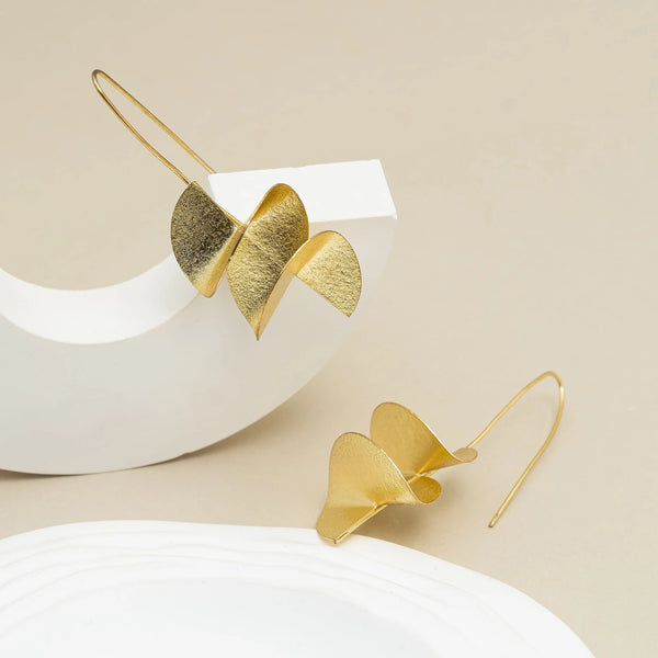 Golden Abstract Petal Dangle Earrings – Sculptural Statement Earrings