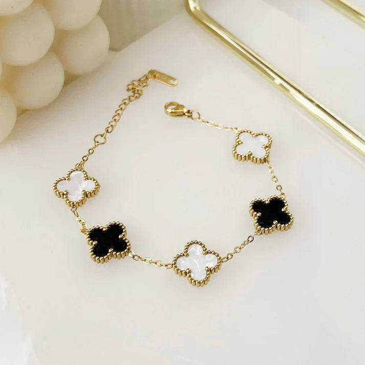 Black & white clover bracelet gold plated - Craftybella