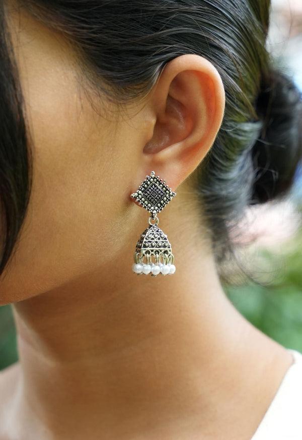 Beautiful Oxidise jhumka with White Pearl