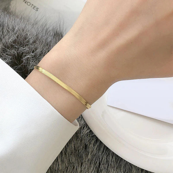 Minimalist 18k gold plated chain bracelet