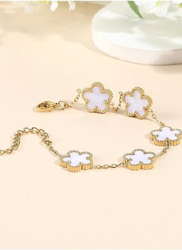 White clover 18k Gold Plated Bracelet