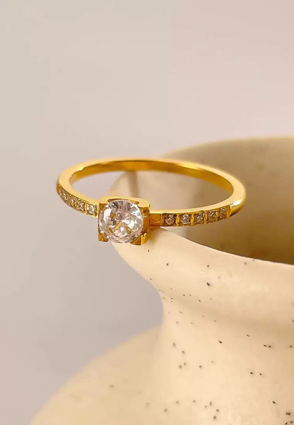 18k gold minimal zircon ring