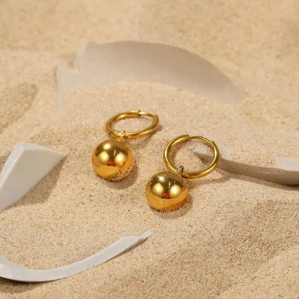 Golden Pearl Drop Earrings!